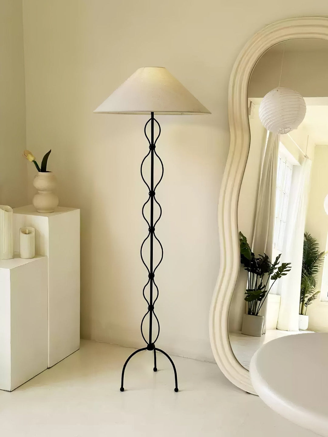 Minimalist Iron Twist Floor Lamp