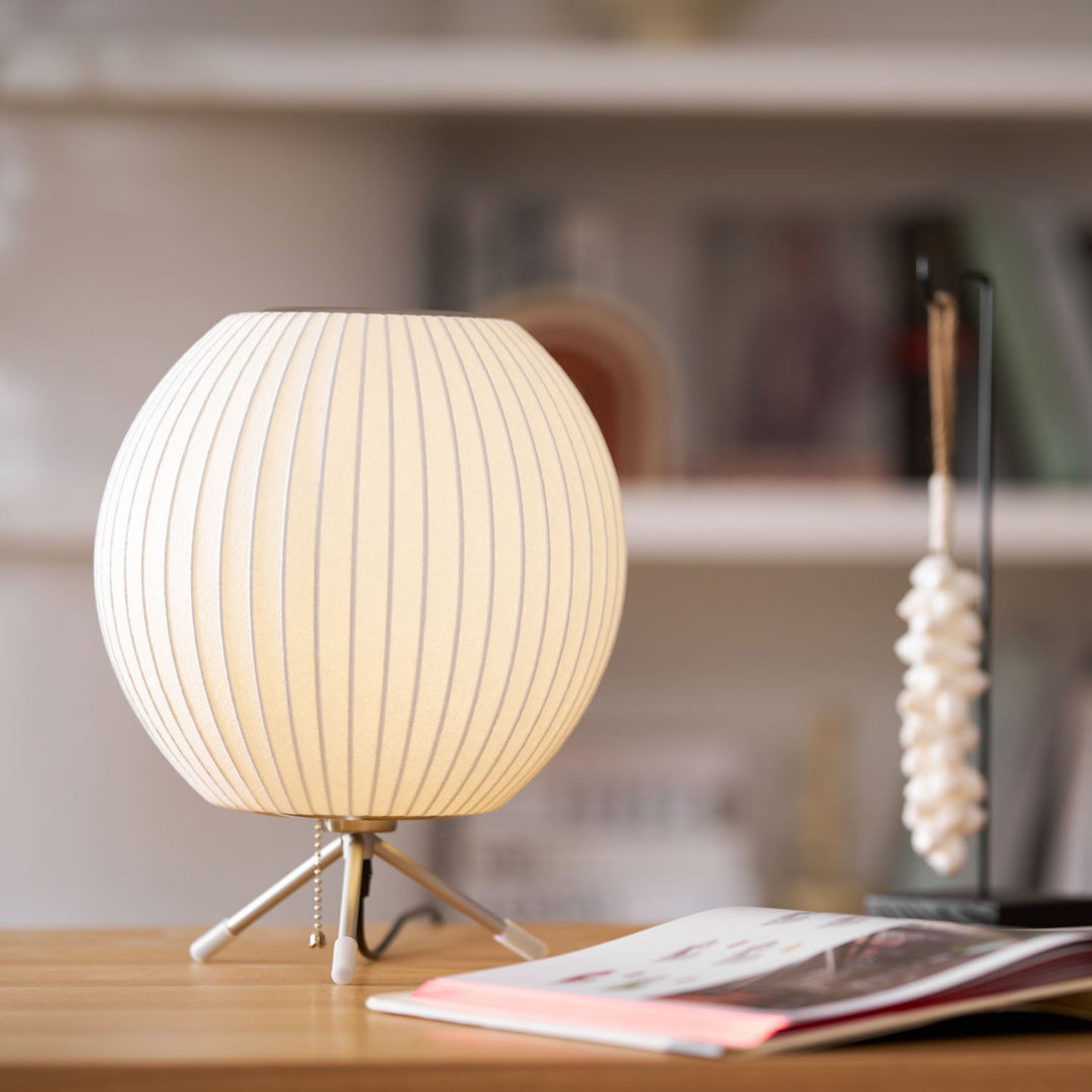 Nelson Tripod Table Lamp - Vakkerlight