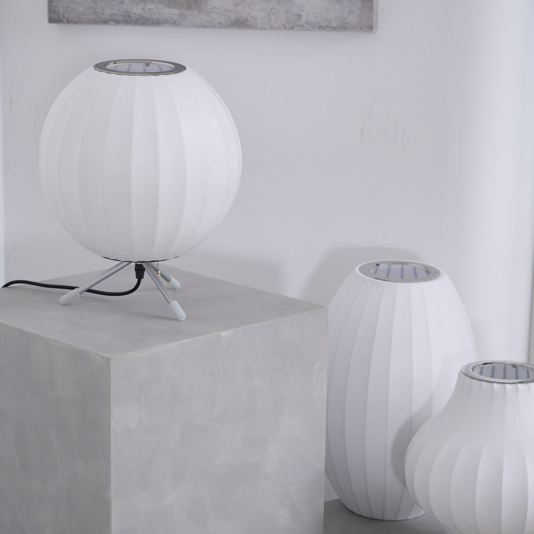 Nelson Tripod Table Lamp - Vakkerlight