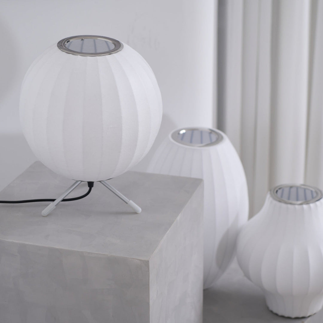 Nelson Tripod Table Lamp - Vakkerlight
