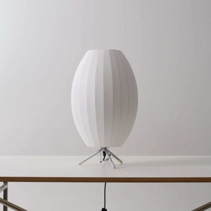 Nelson Tripod Table Lamp - Vakkerlight