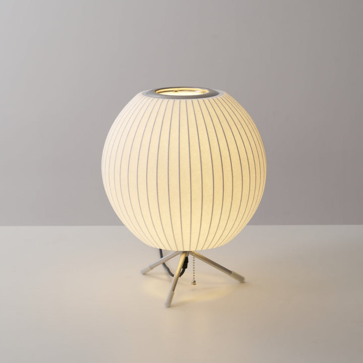 Nelson Tripod Table Lamp - Vakkerlight