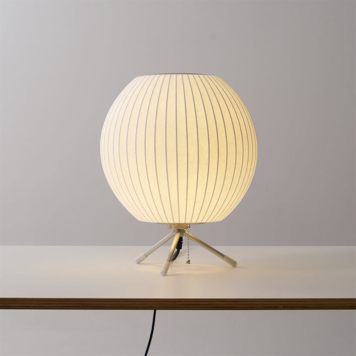 Nelson Tripod Table Lamp - Vakkerlight