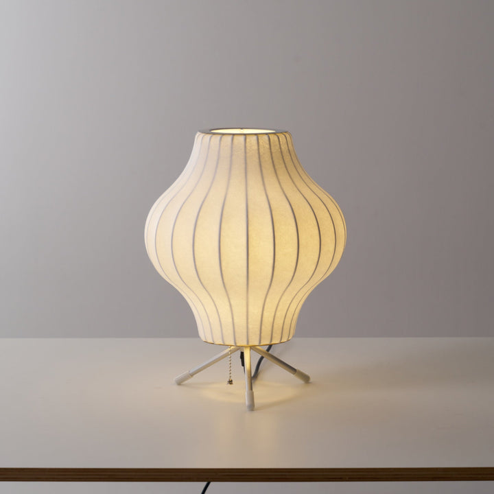 Nelson Tripod Table Lamp - Vakkerlight