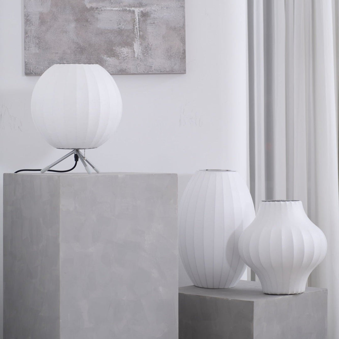 Nelson Tripod Table Lamp - Vakkerlight