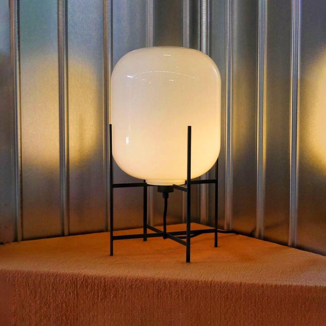 Oda Table Lamp - Vakkerlight