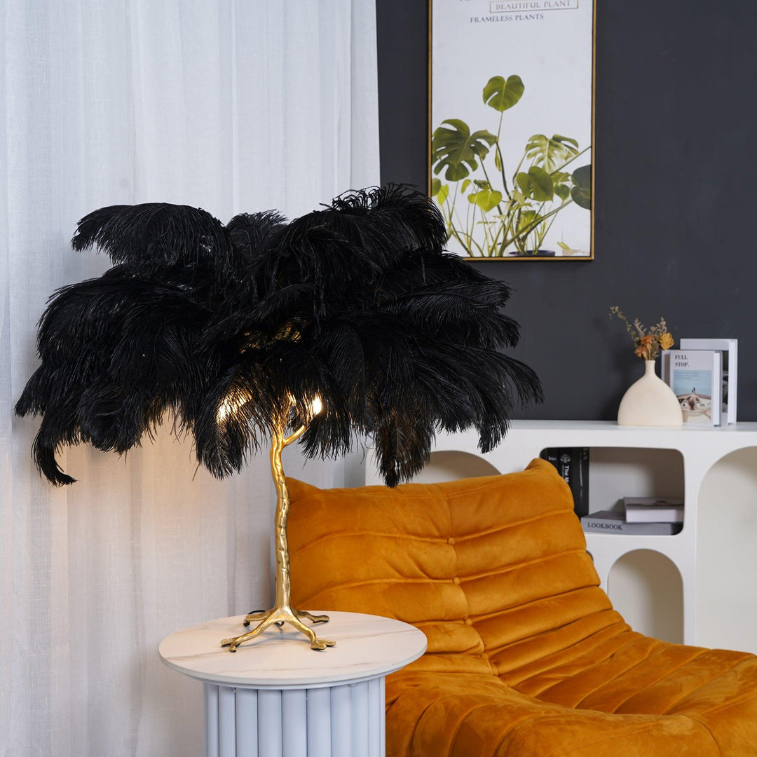 Ostrich Feather Table Lamp - Vakkerlight