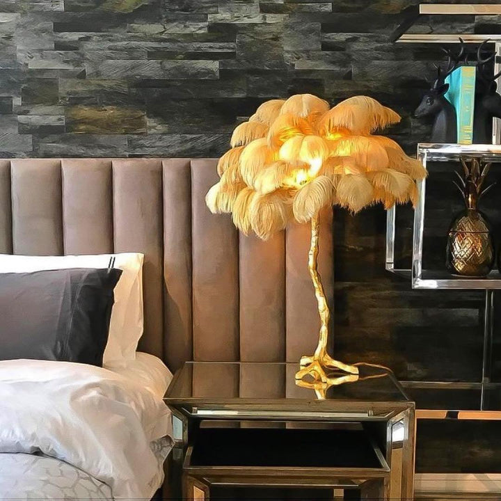 Ostrich Feather Table Lamp - Vakkerlight