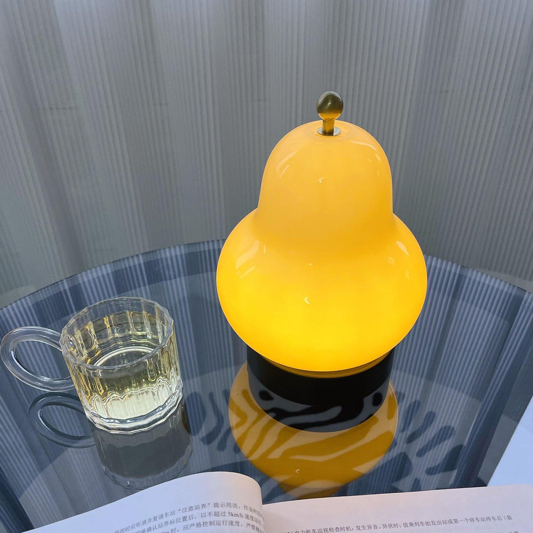 Pear Table Lamp - Vakkerlight