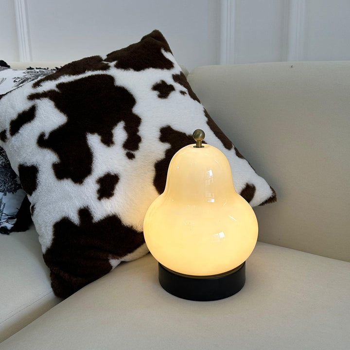 Pear Table Lamp - Vakkerlight