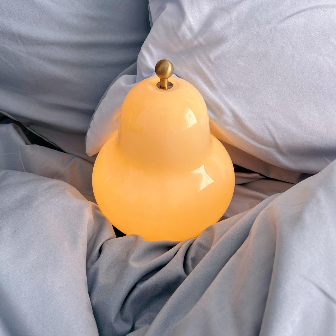 Pear Table Lamp - Vakkerlight