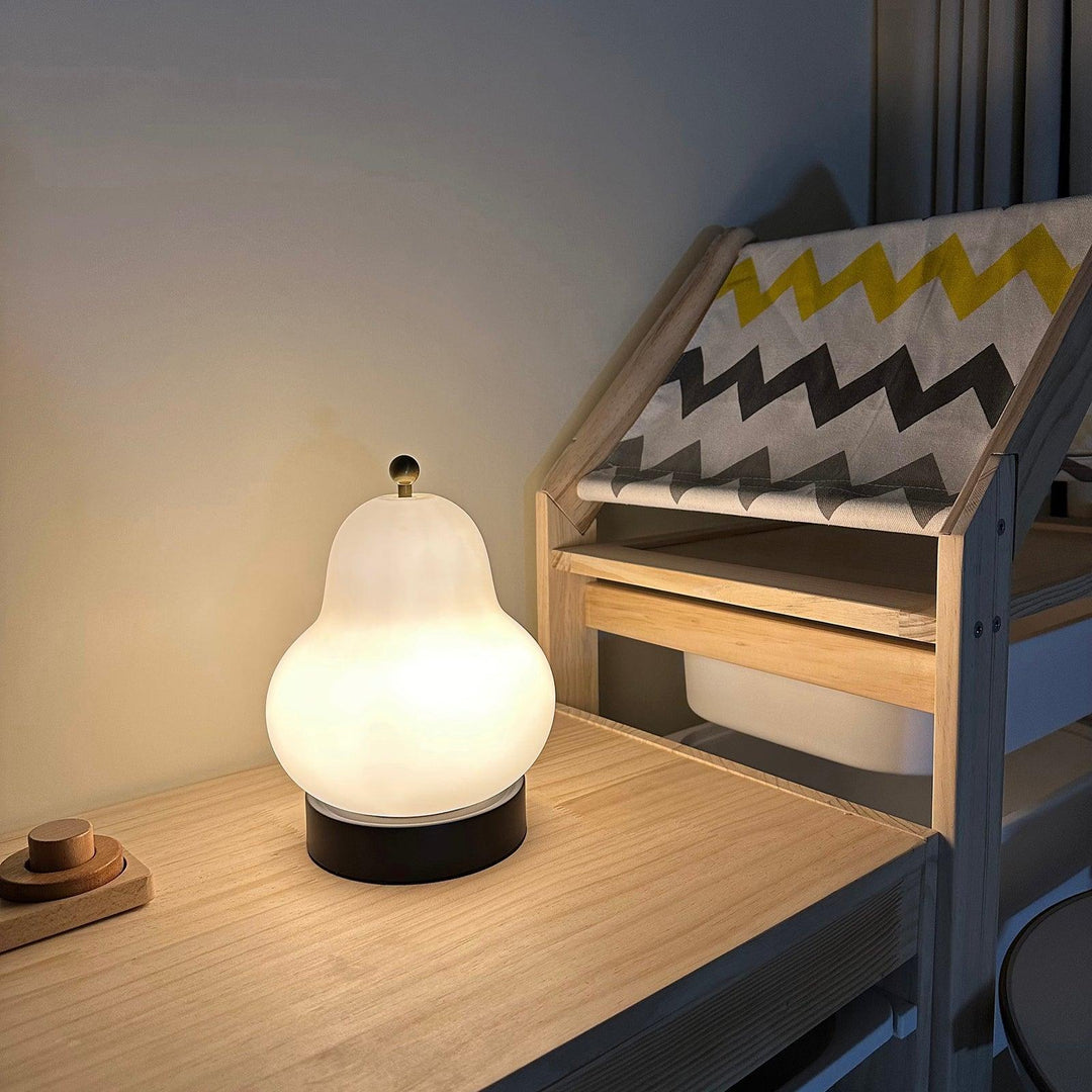 Pear Table Lamp - Vakkerlight