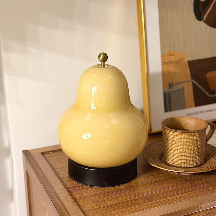 Pear Table Lamp - Vakkerlight