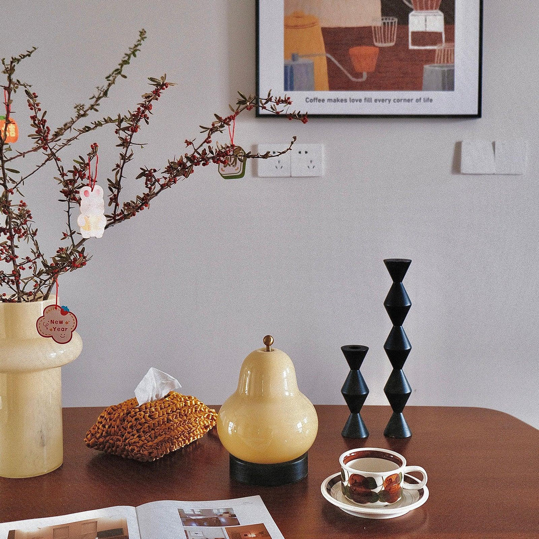 Pear Table Lamp - Vakkerlight