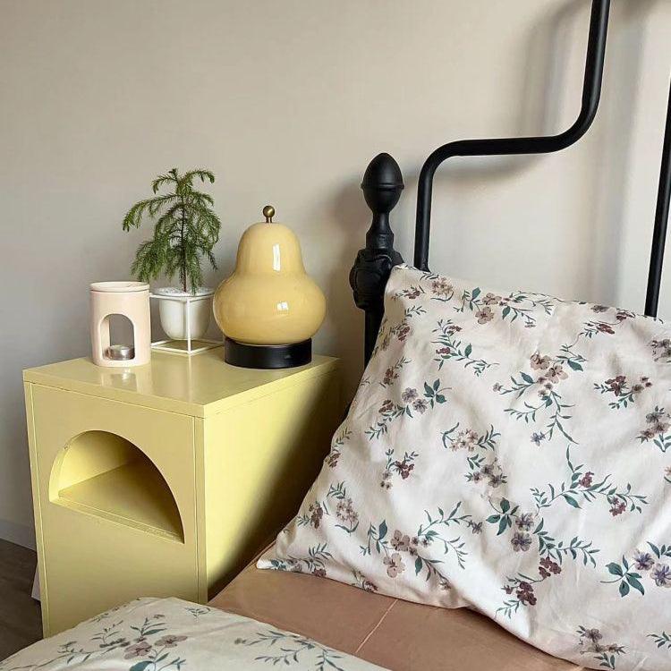 Pear Table Lamp - Vakkerlight