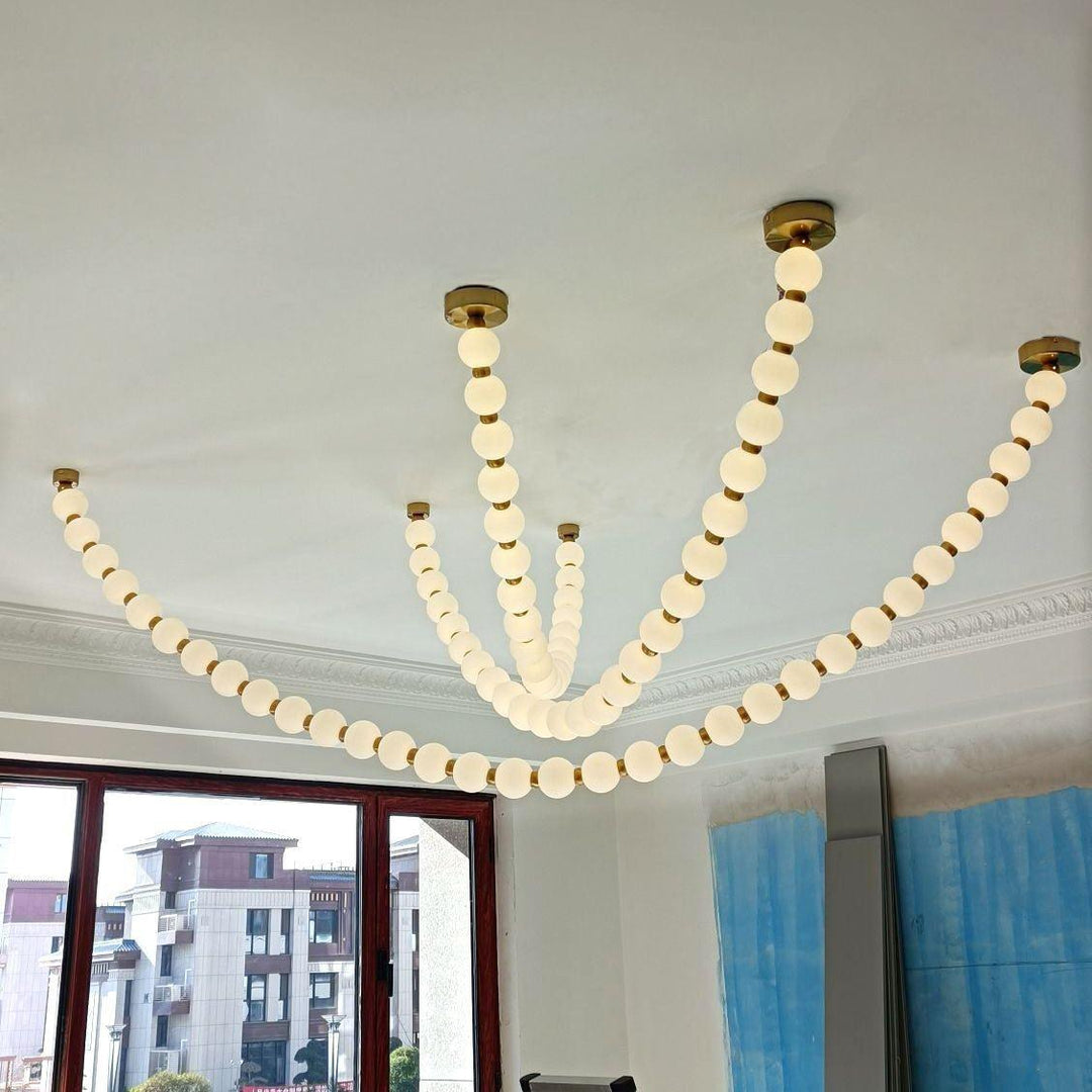 Pearl Necklace Balls Chandelier - Vakkerlight