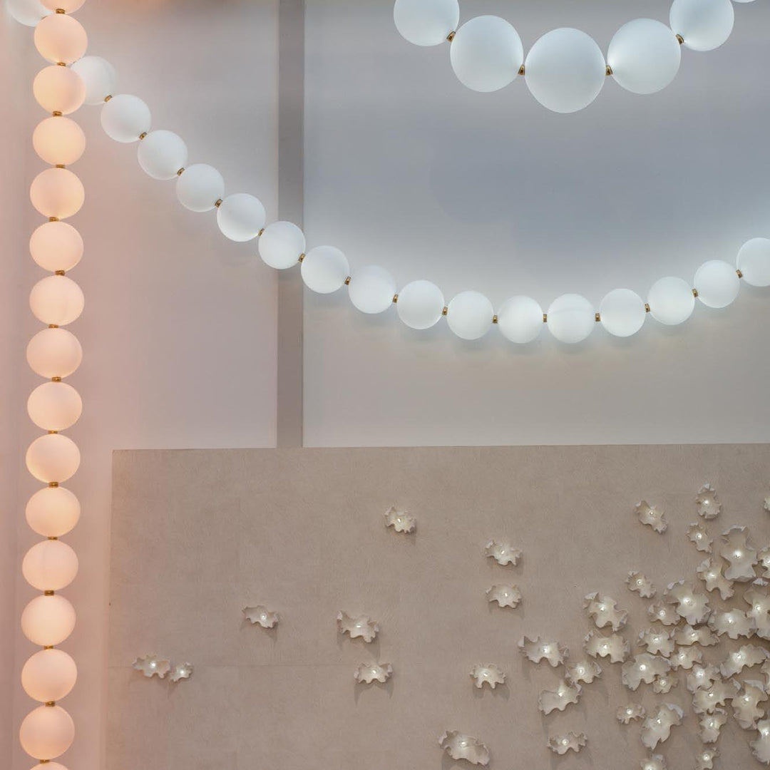 Pearl Necklace Balls Chandelier - Vakkerlight