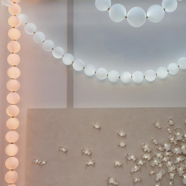 Pearl Necklace Balls Chandelier - Vakkerlight