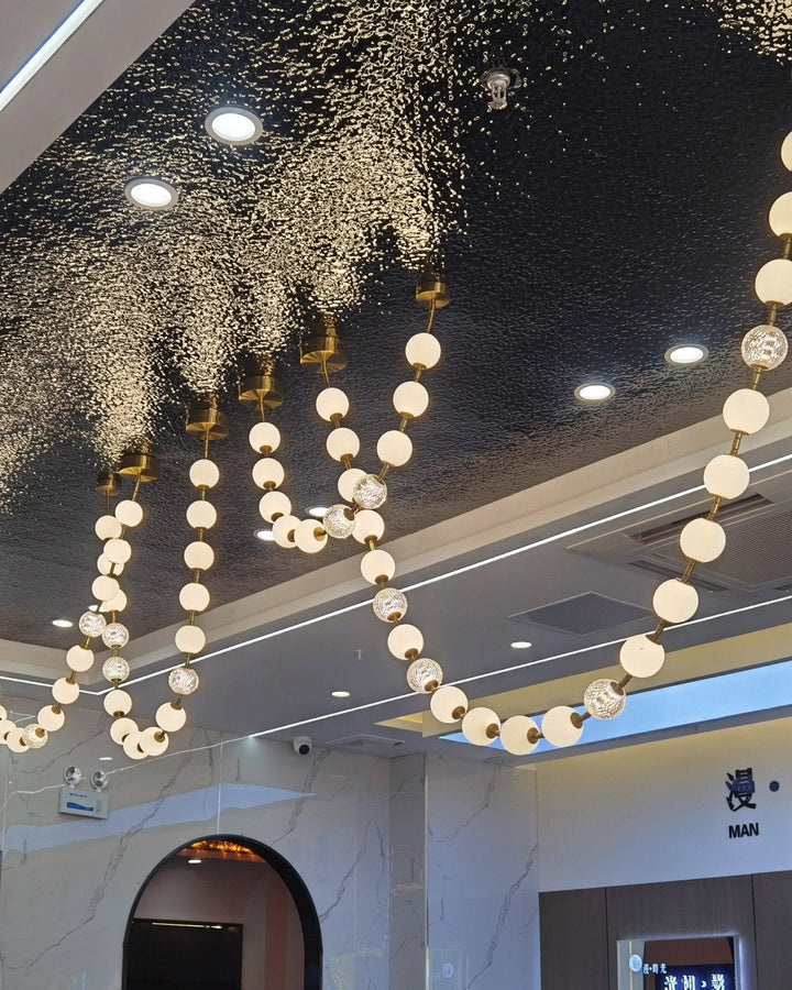 Pearl Necklace Balls Chandelier - Vakkerlight