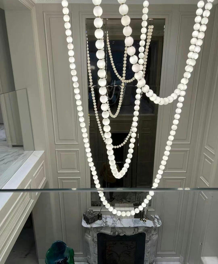 Pearl Necklace Balls Chandelier - Vakkerlight