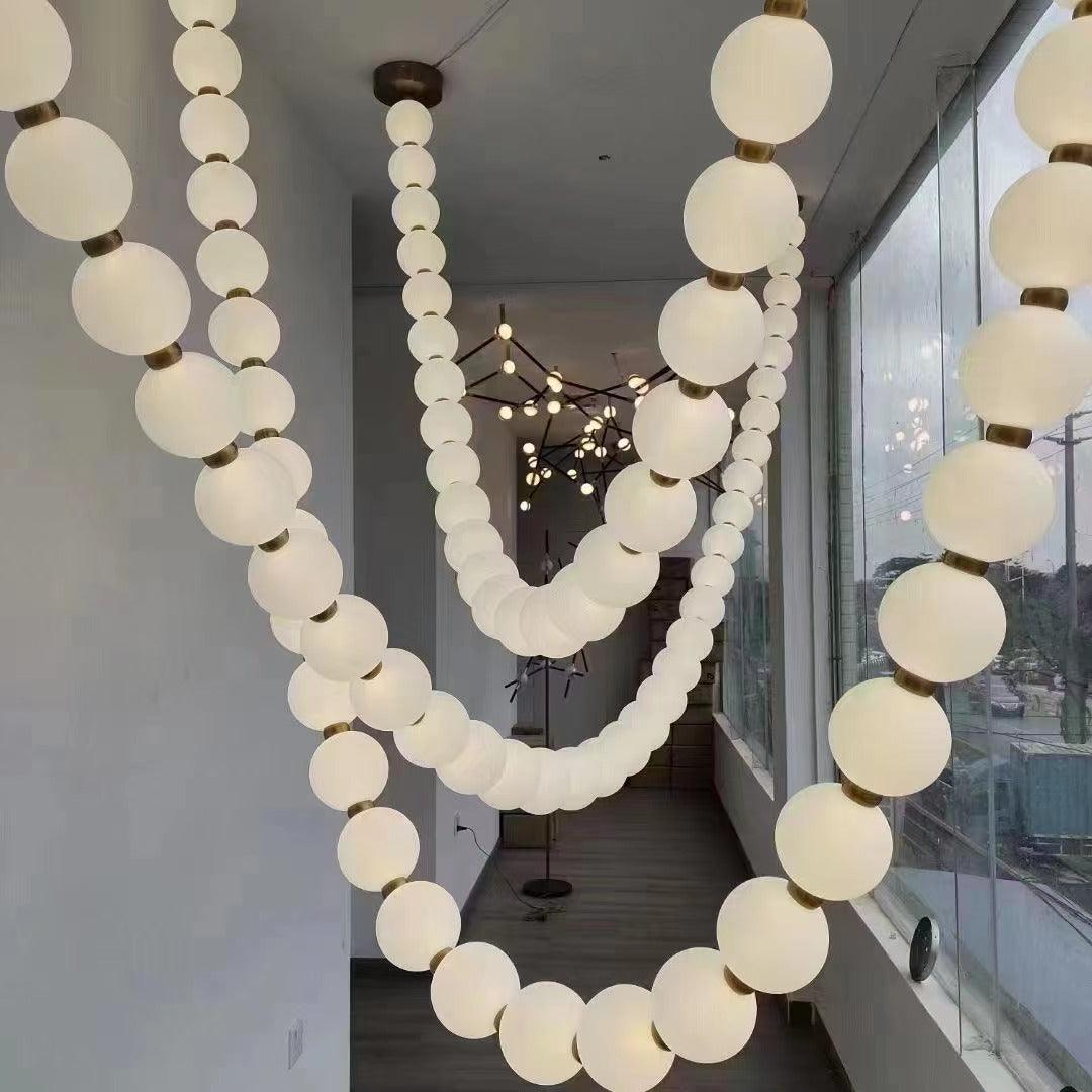 Pearl Necklace Balls Chandelier - Vakkerlight