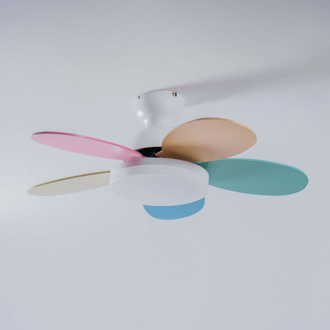Petalo Ceiling Fan Light - Vakkerlight