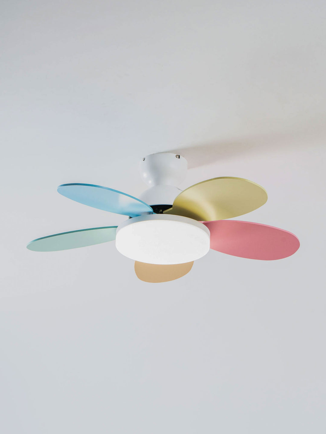 Petalo Ceiling Fan Light - Vakkerlight