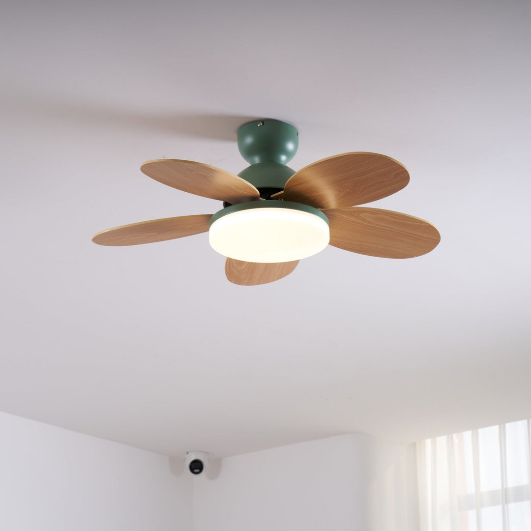 Petalo Ceiling Fan Light - Vakkerlight