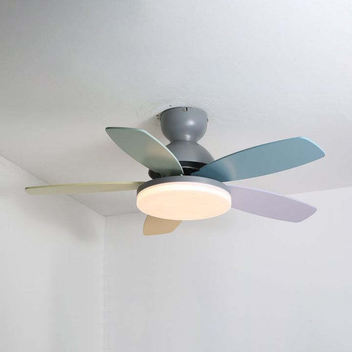 Petalo Ceiling Fan Light - Vakkerlight