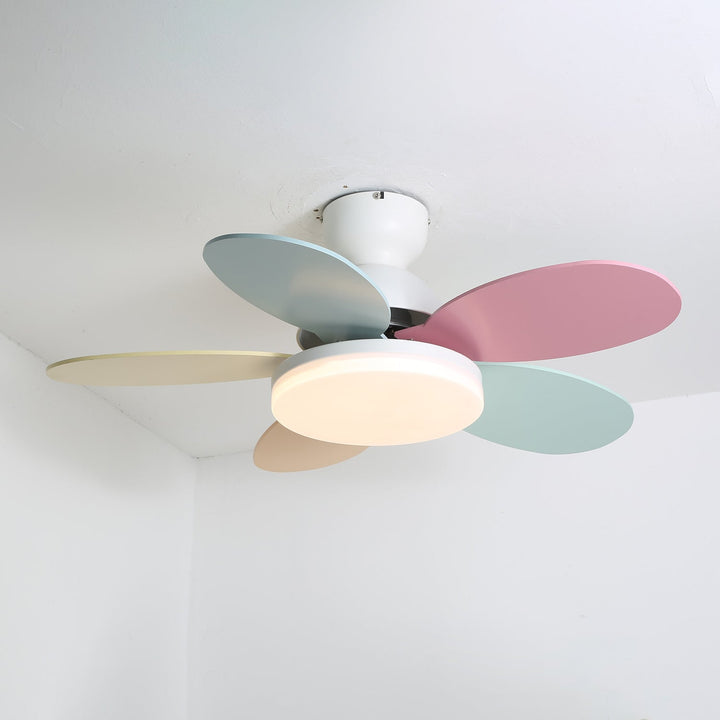 Petalo Ceiling Fan Light - Vakkerlight