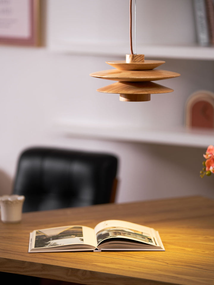 Cascade Wooden Disc Pendant Lamp - Vakkerlight