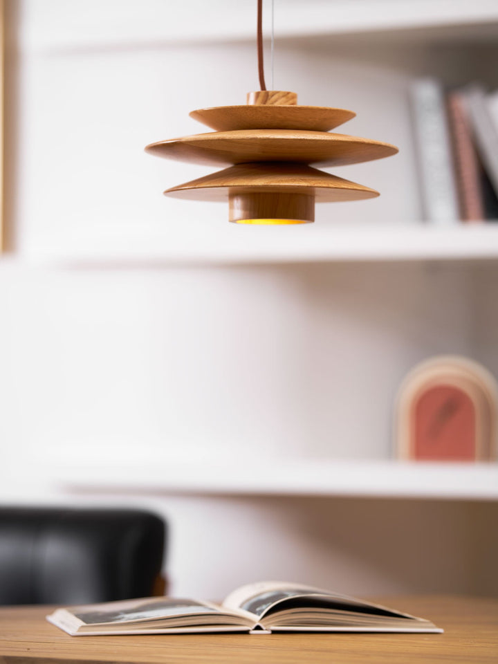Cascade Wooden Disc Pendant Lamp - Vakkerlight