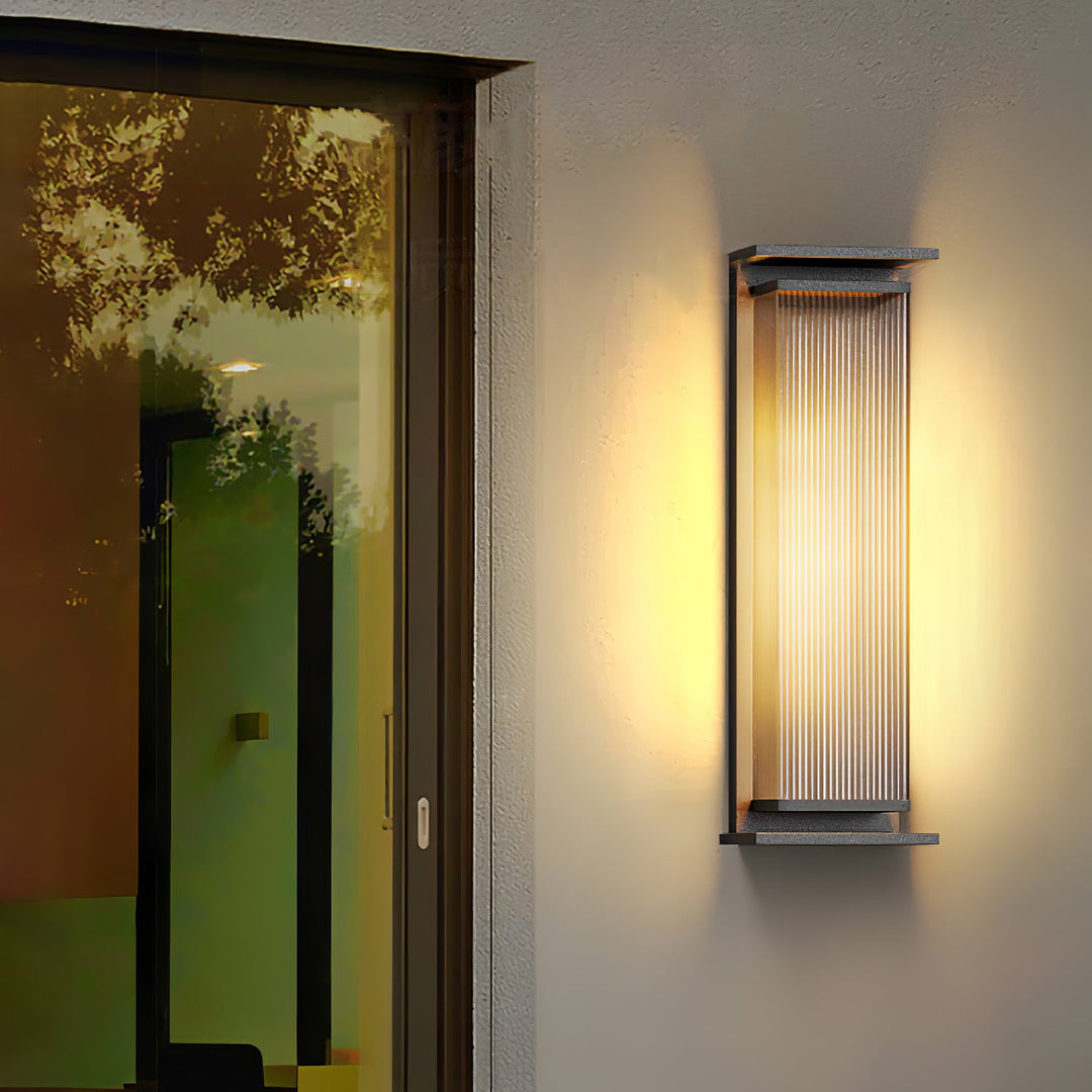 Rectangular Box Solar Outdoor Wall Lamp - Vakkerlight