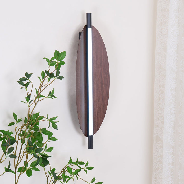 Sleek Board Sconce - Vakkerlight
