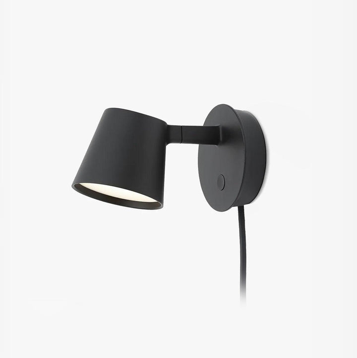 Tip Plug - In Wall Lamp - Vakkerlight