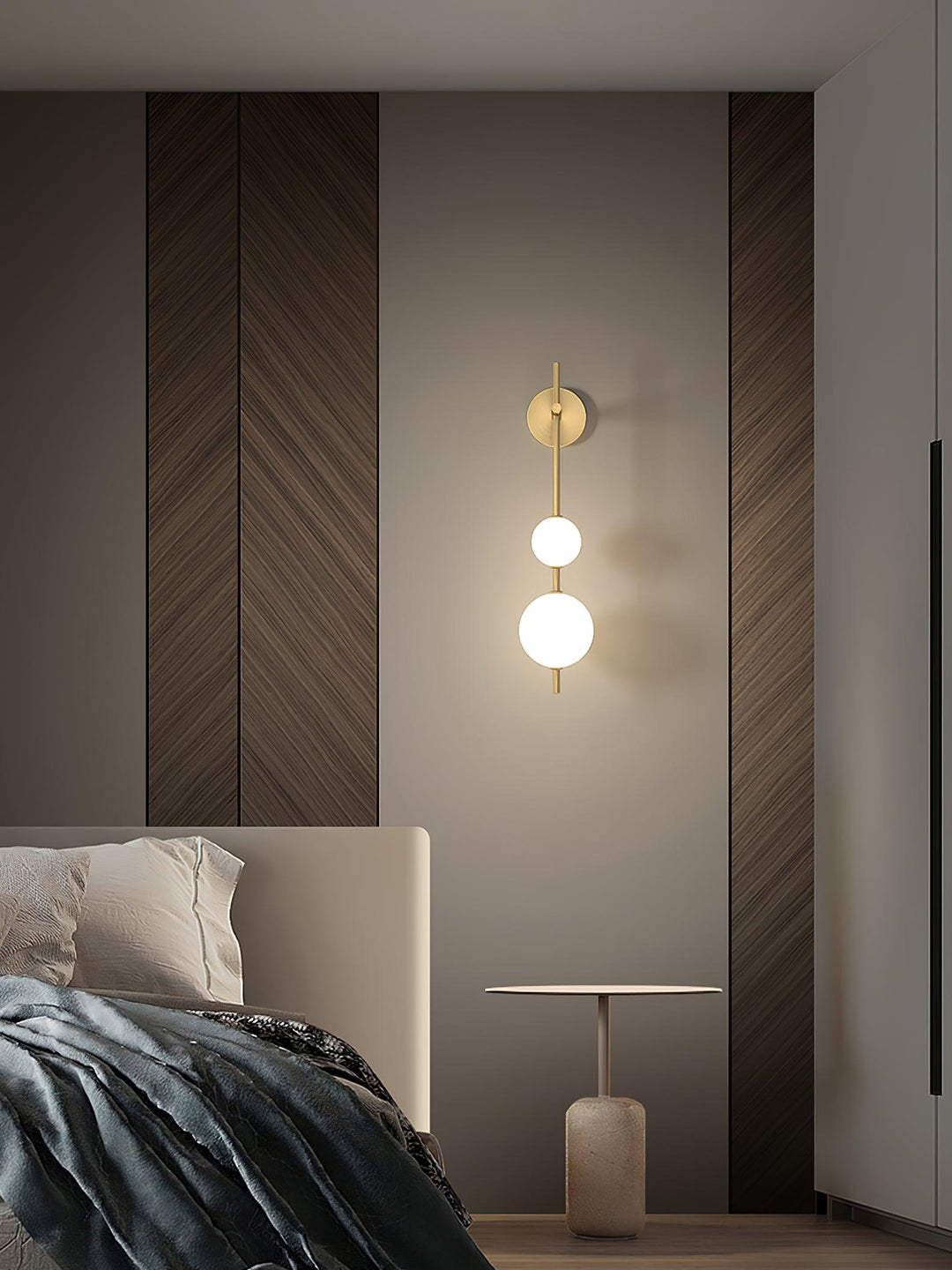 Vertical Globe Plug - in Wall Lamp - Vakkerlight